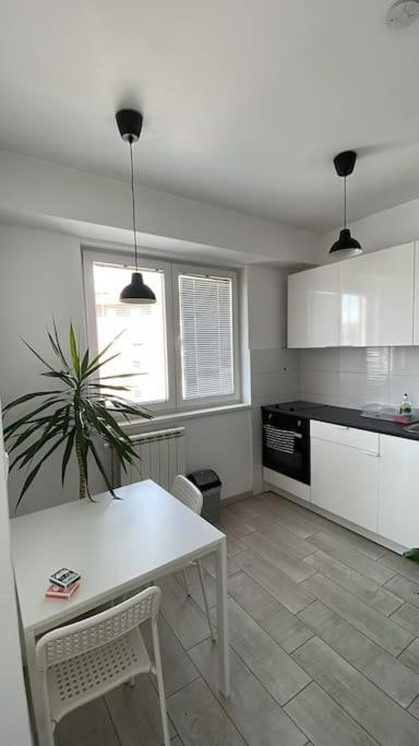 New Modern Rooftop Apartment-Free Private Parking Skopje Exterior photo
